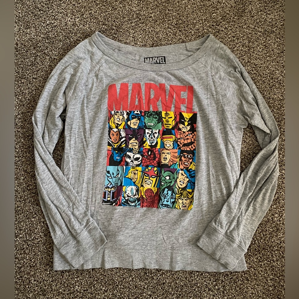 Women’s Marvel Long Sleeve Crewneck Shirt